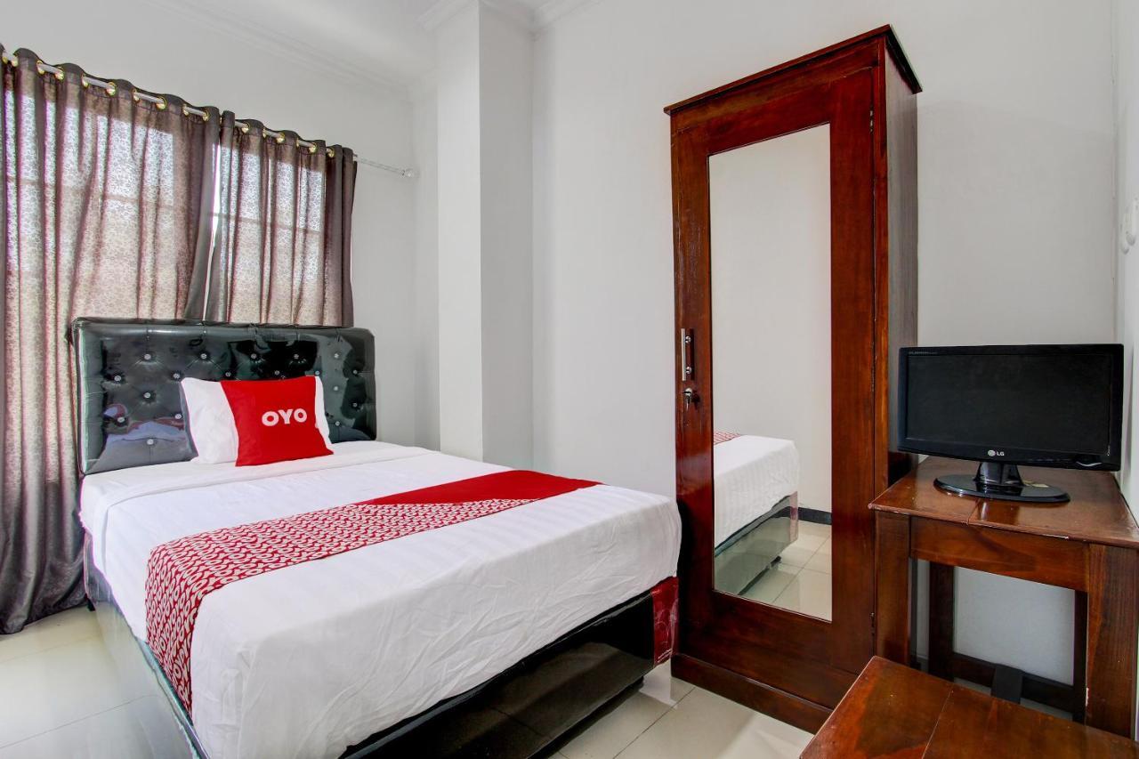 Oyo 92479 Pasadena House Hotell Semarang Eksteriør bilde